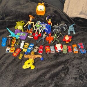 Lot of 30+ Mcdonalds & Burger King Toys Hot wheels as well. 1984-2020